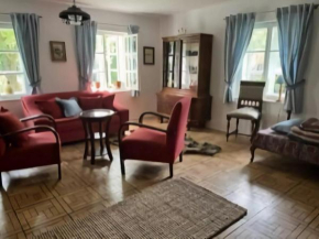 Cozy Holiday Home in Kne ice